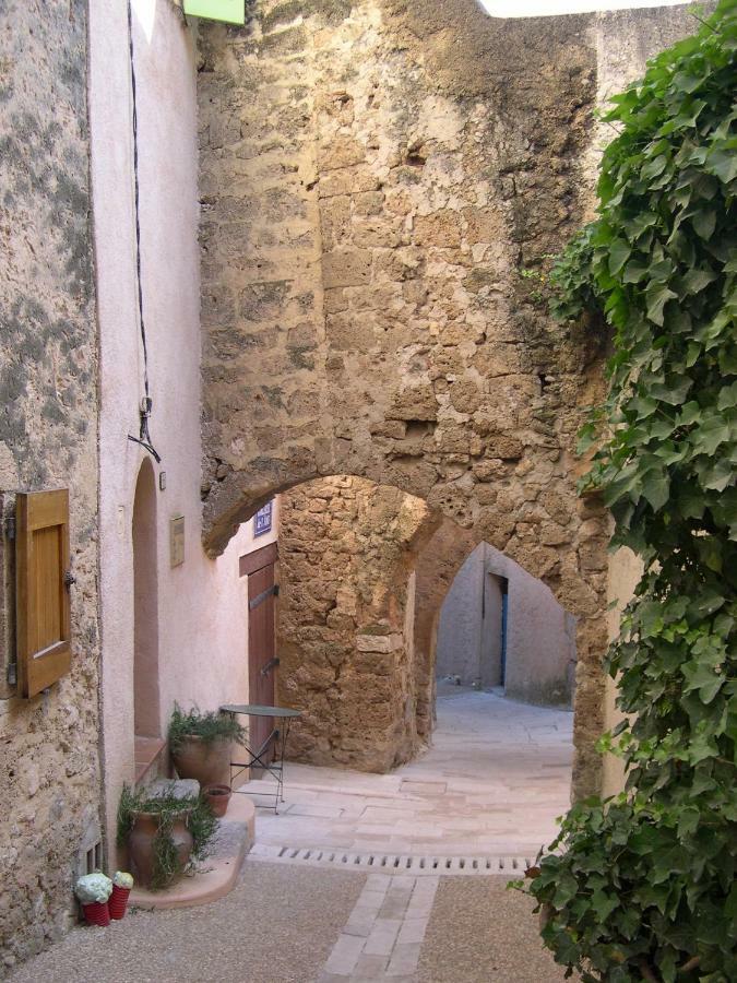 La Mansardiere Villecroze Luaran gambar